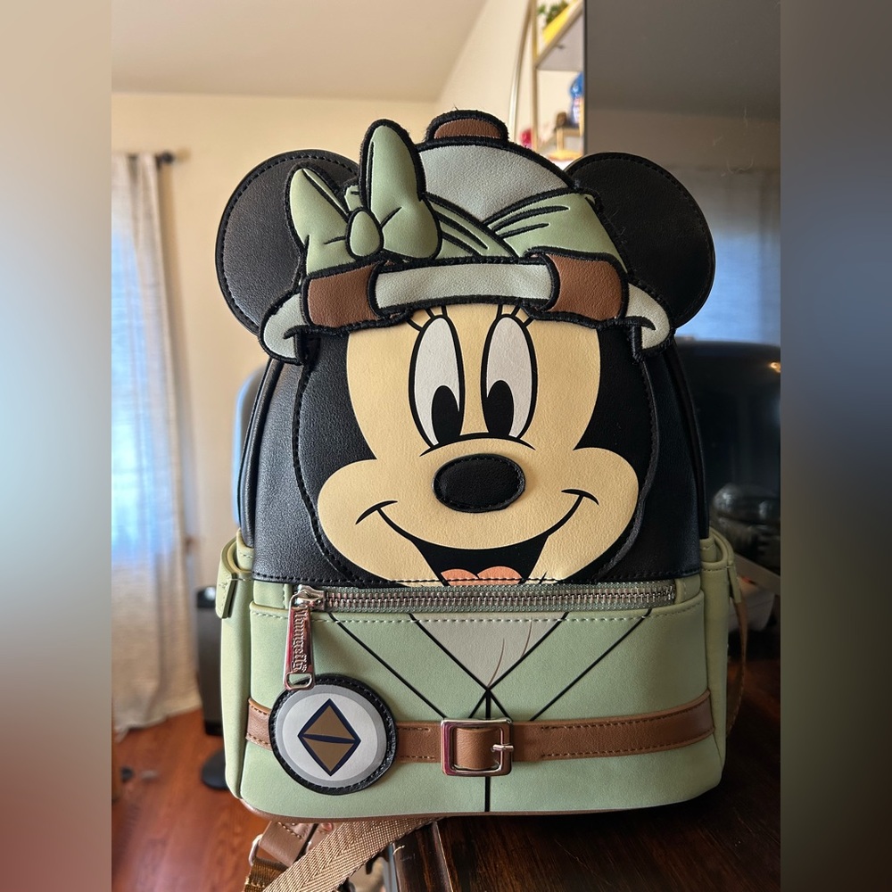 Loungefly Disney park exclusive NWT